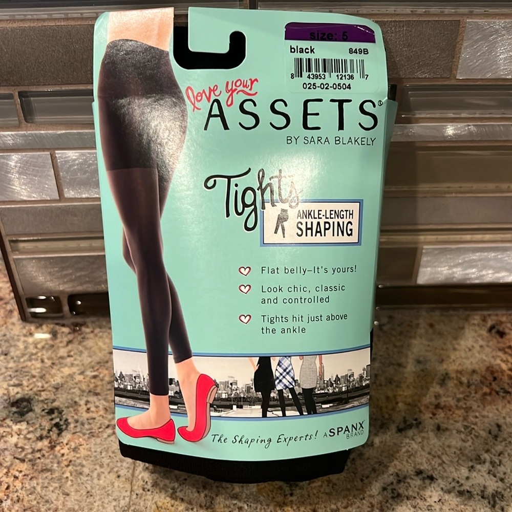 NWT Assets by Sara Blakely Tights Ankle Length Shaping Size 5